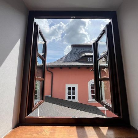 Nevinne Apartmany Kolín Exterior foto