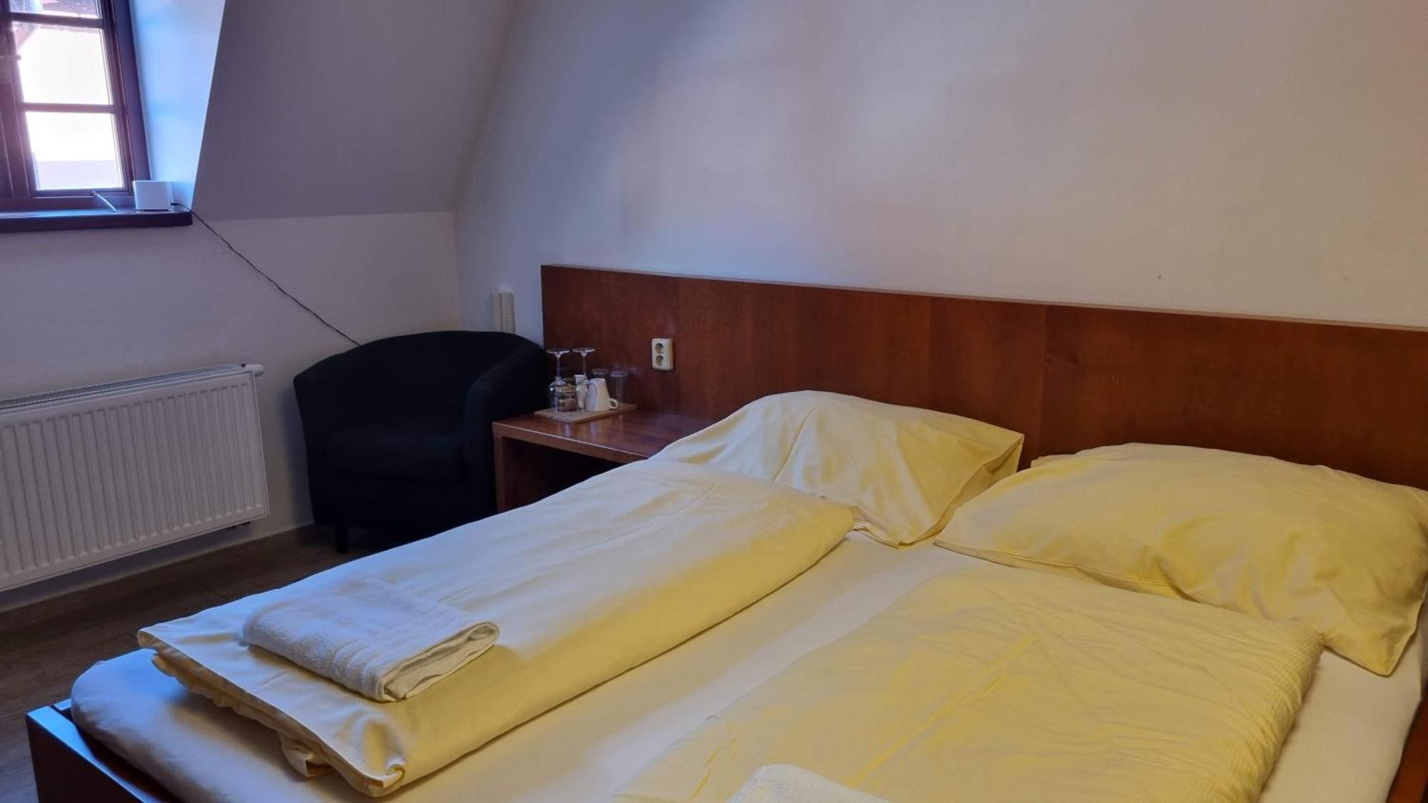 Nevinne Apartmany Kolín Exterior foto